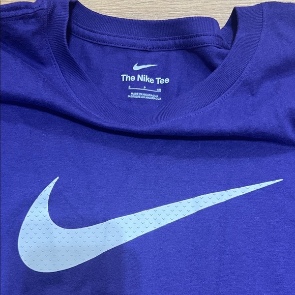 NWT Nike Long-Sleeve Swoosh Tee - Purple with White Logo - Picture 2 of 3